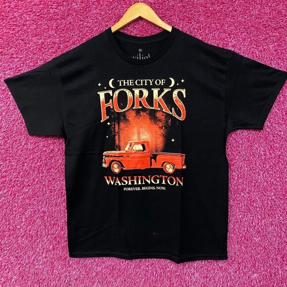 Twilight The City of Forks Washington T-Shirt XL - Picture 1 of 4